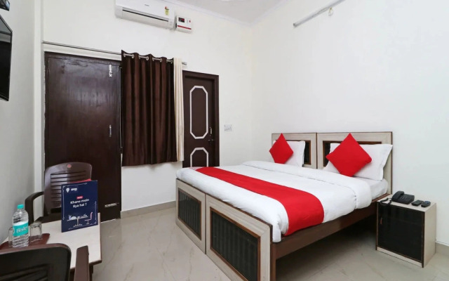 Home Stay Siddhi Palace By OYO Rooms