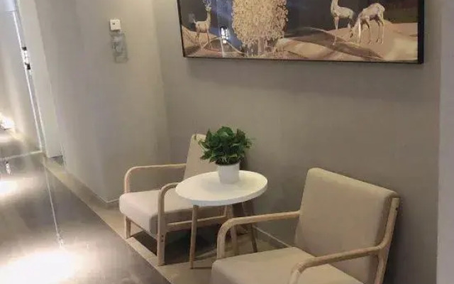 Pinghu Junhao Holiday Hotel