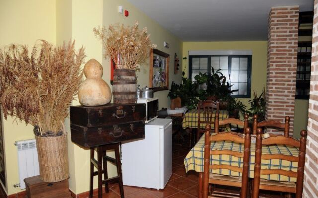 Hostal Rural El Manantial De Gredos