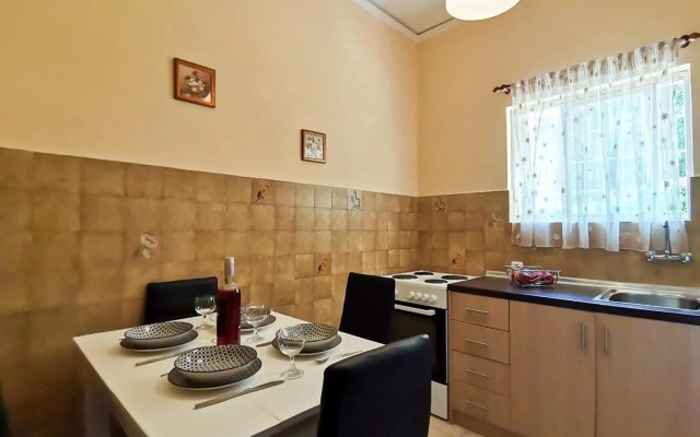 Ilias Apartments