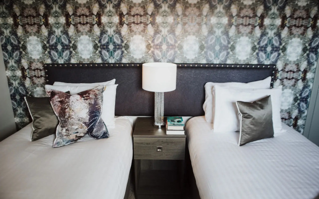 Richmond Park Hotel