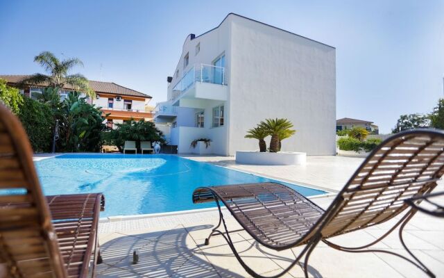 Path House - Suite Hotel