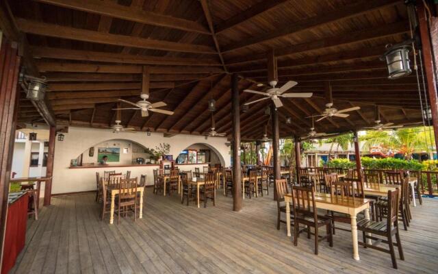 Splash Inn Dive Resort & Villas