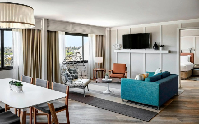 Westdrift Manhattan Beach, Autograph Collection by Marriott