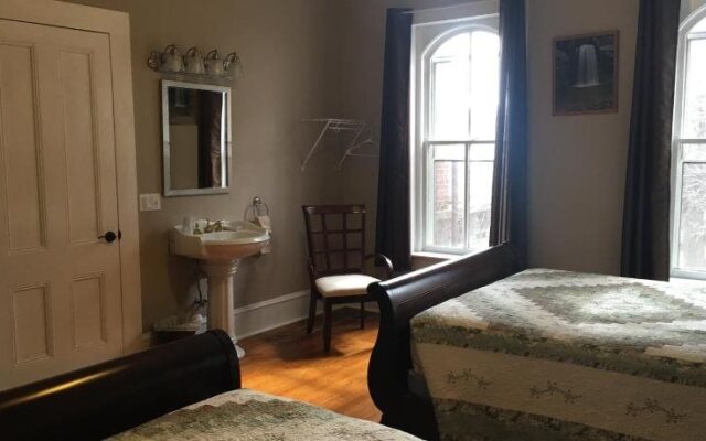 Cook Mansion Bed & Breakfast