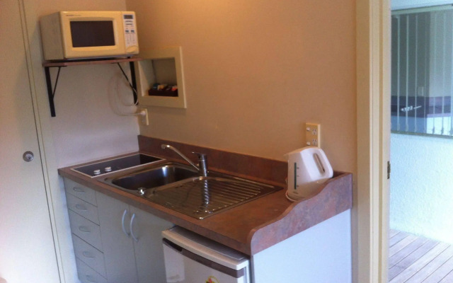 Ocean Waves Hotel