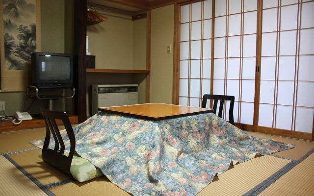 Akakura Onsen Kotobukiro