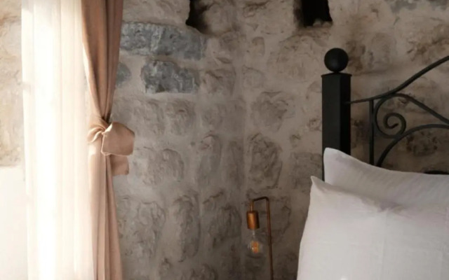 MARETA II - waterfront