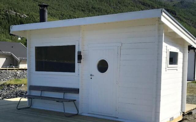 Løkvollstranda camping As