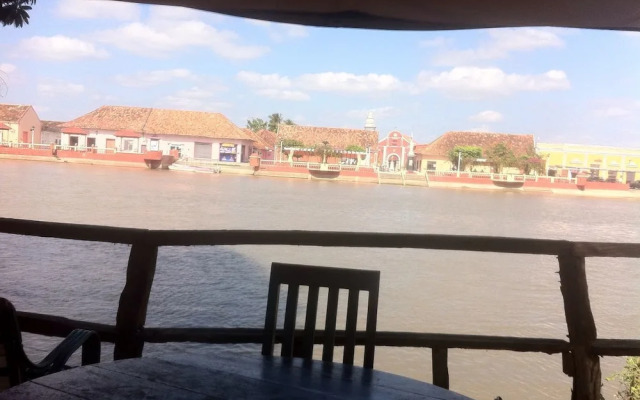 Hostal La Perla de los Rios