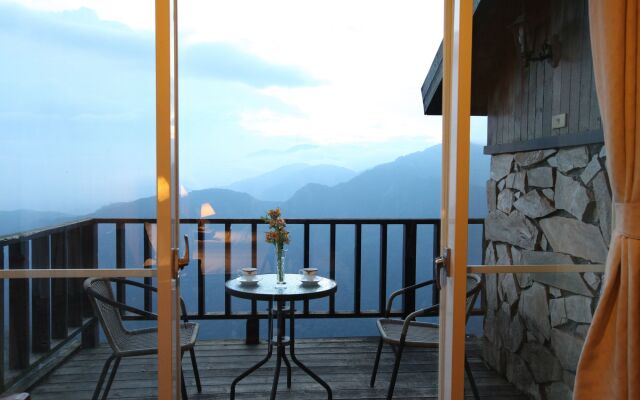Top Cloud Villa