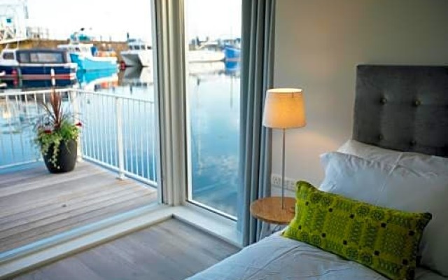 Milford Waterfront Holiday Properties