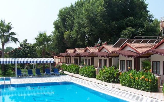 Hulusi Hotel