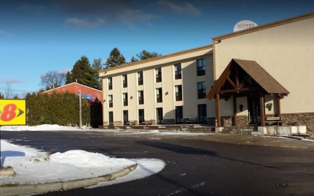 Travelodge Huntsville Ontario