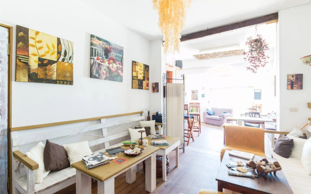 Plaza Beach Hostel