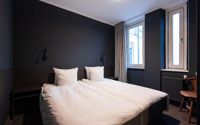 Hotel Maritime