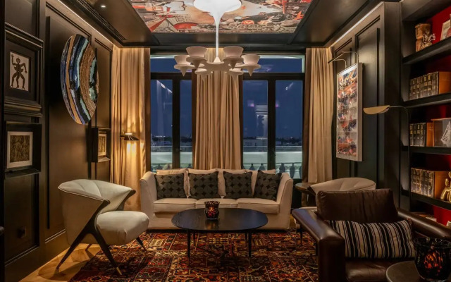 Hotel Montera Madrid, Curio Collection By Hilton