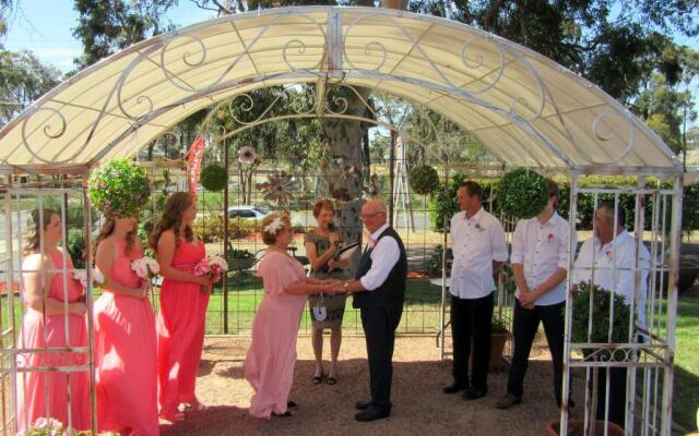 The Highlander Motel - 24HR Check In