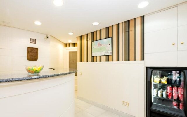 Hostal Catamaran