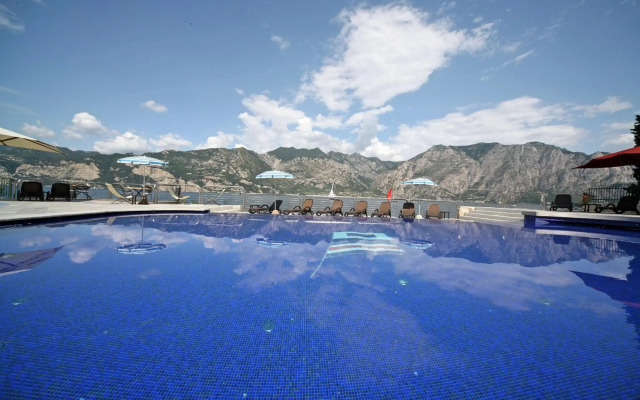 Hotel Sailing Center