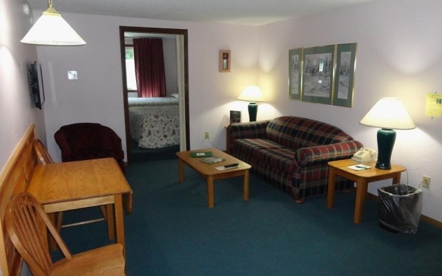 Eastern Inn & Suites