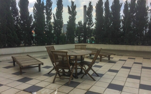 Minimalist Studio The Oasis Apartment Lippo Cikarang