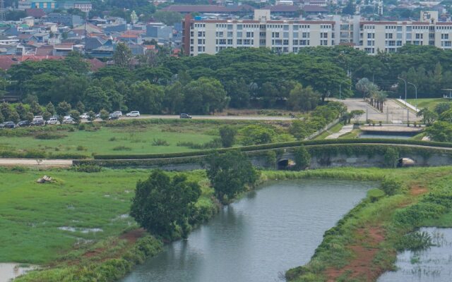 Fully Furnished Studio at Green Park View Apartment