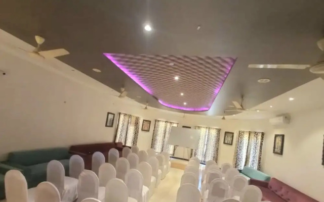 Hotel Lotus