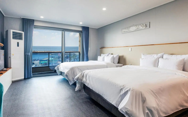 Aewol stay in jeju