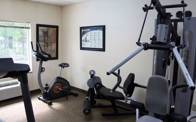 Jameson Inn and Suites Riverdale