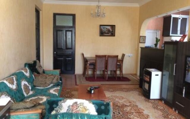 Kemeni Guest House