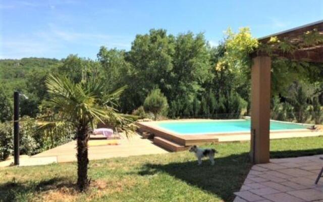 House Salavas - 8 Pers, 100 M2, 5/3