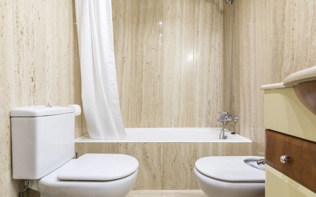 Boulevard Apartment by Sanserent