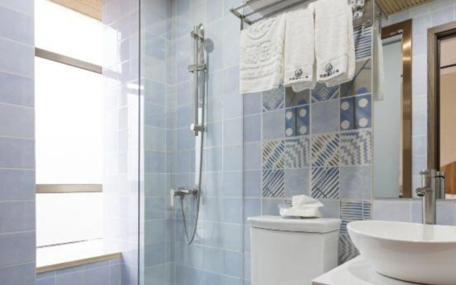 Guangzhou Hanguan Four Seasons Apartment (Guangzhou Baiyun Airport Qingtang Subway Station)