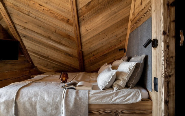 Mountain Shelter Salamandra