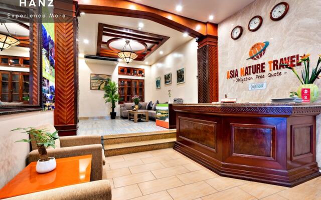 HANZ LakeView Hotel Hanoi