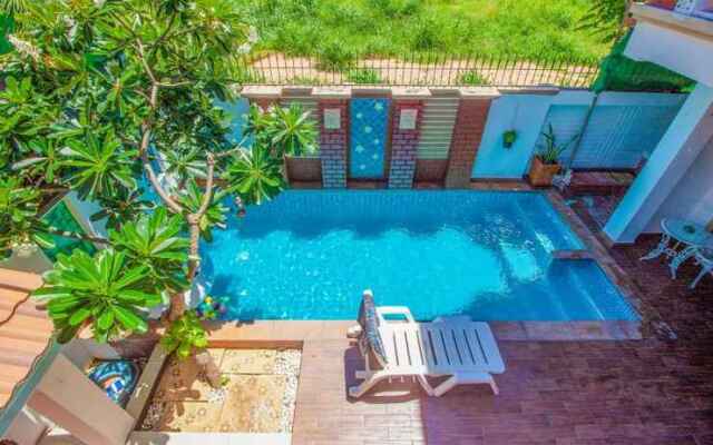 4 Bedroom Pool Villa 2  km from Walking street