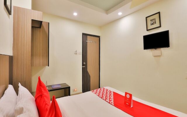 OYO 13398 Hotel Relish