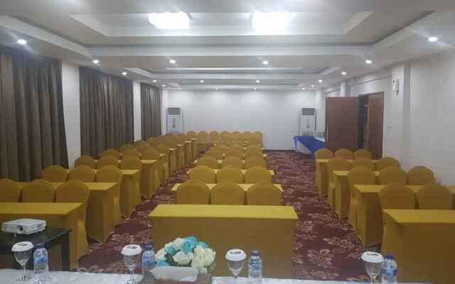 Grand Tembaga Hotel