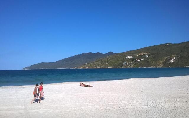 Arraial Temporada 200 metros da praia