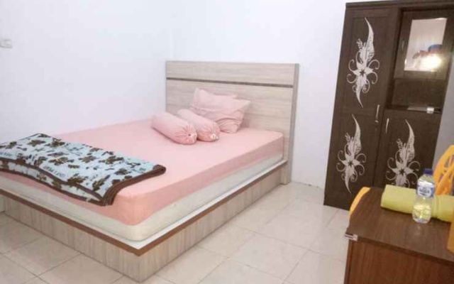 Wisma Reyhan 1 – Guest Rooms – Benteng