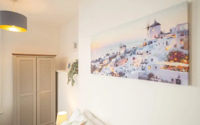 Host Stay Harbour Lights