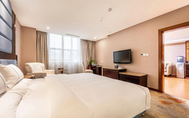 Pengcheng International Hotel