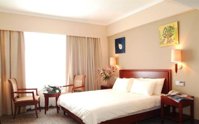 GreenTree Inn Beijing Changping Shahe Zhuxinzhuang Railway Station Express Hotel