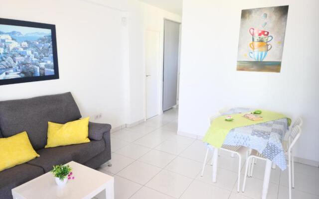 Las Vistas Apartment, Ocean View, 2 Bedrooms & Free Wifi