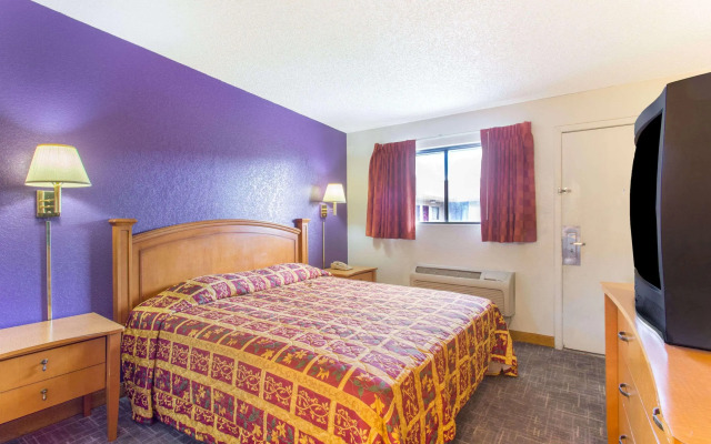 Knights Inn Fairground