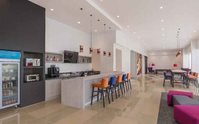 Parkinn by Radisson Iloilo