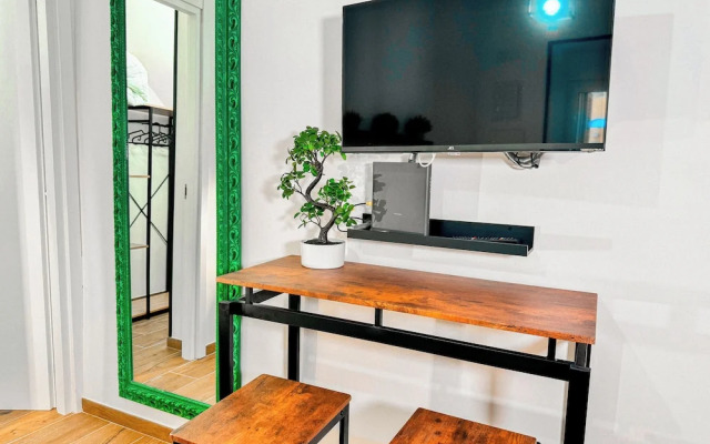 The Quarters Naples Apartment