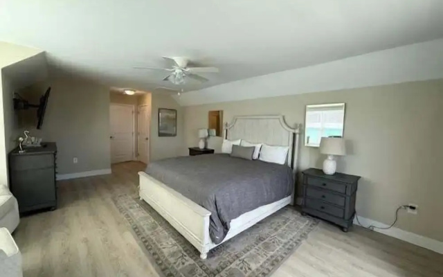 Sea Pearl 7 Bedroom Home
