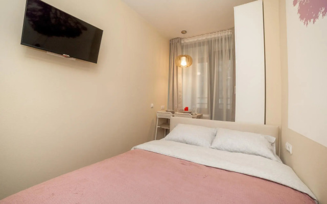 Санди на Новодмитровская 2к6